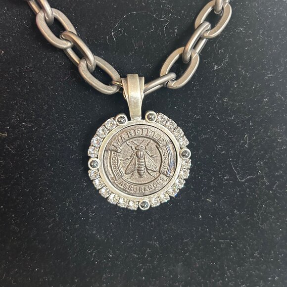 PR1680-Z 17" Graphite Lourdes chain by FRENCH KANDE